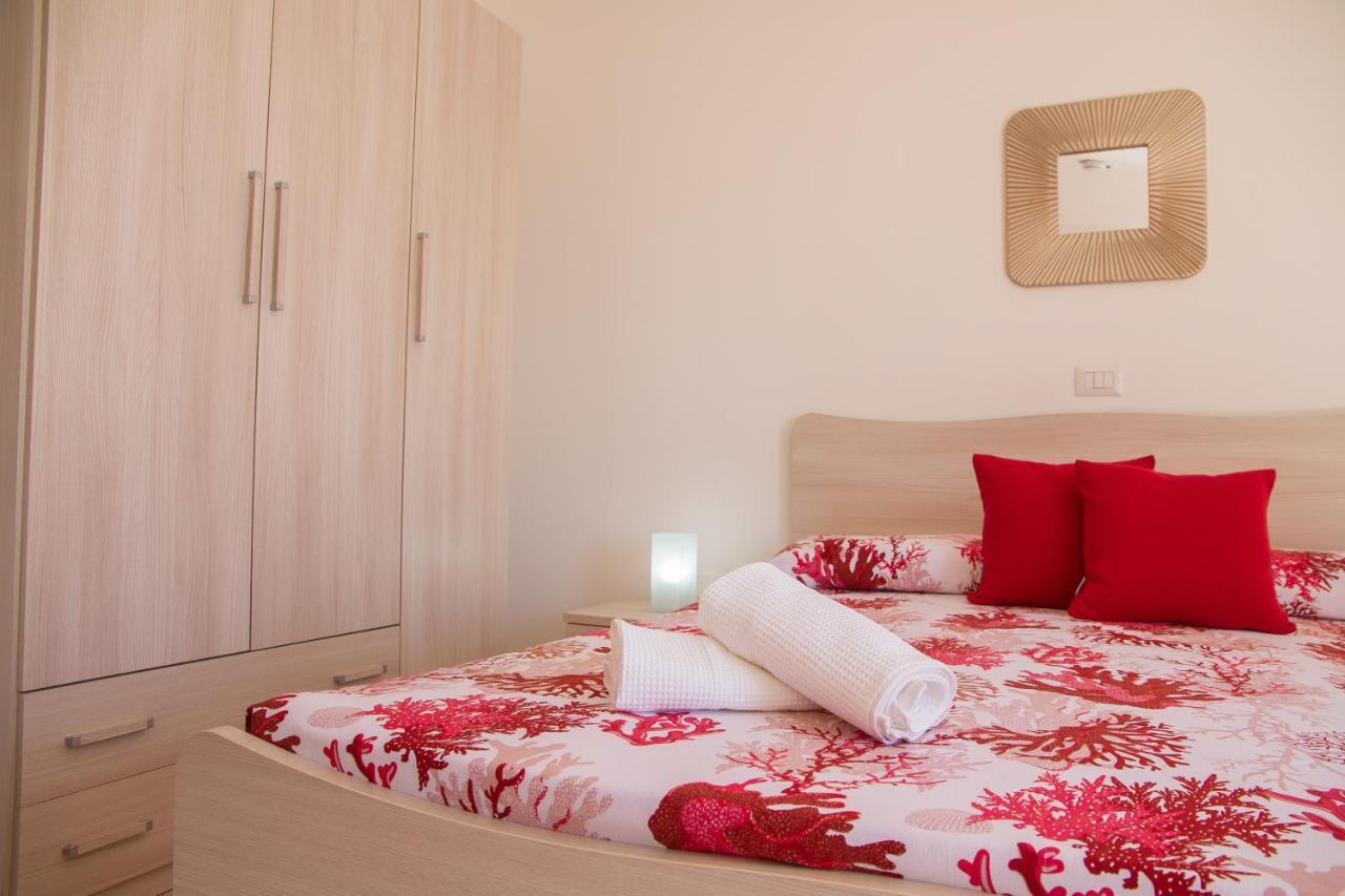 Bluriva Hotel Ciro Marina Exterior photo